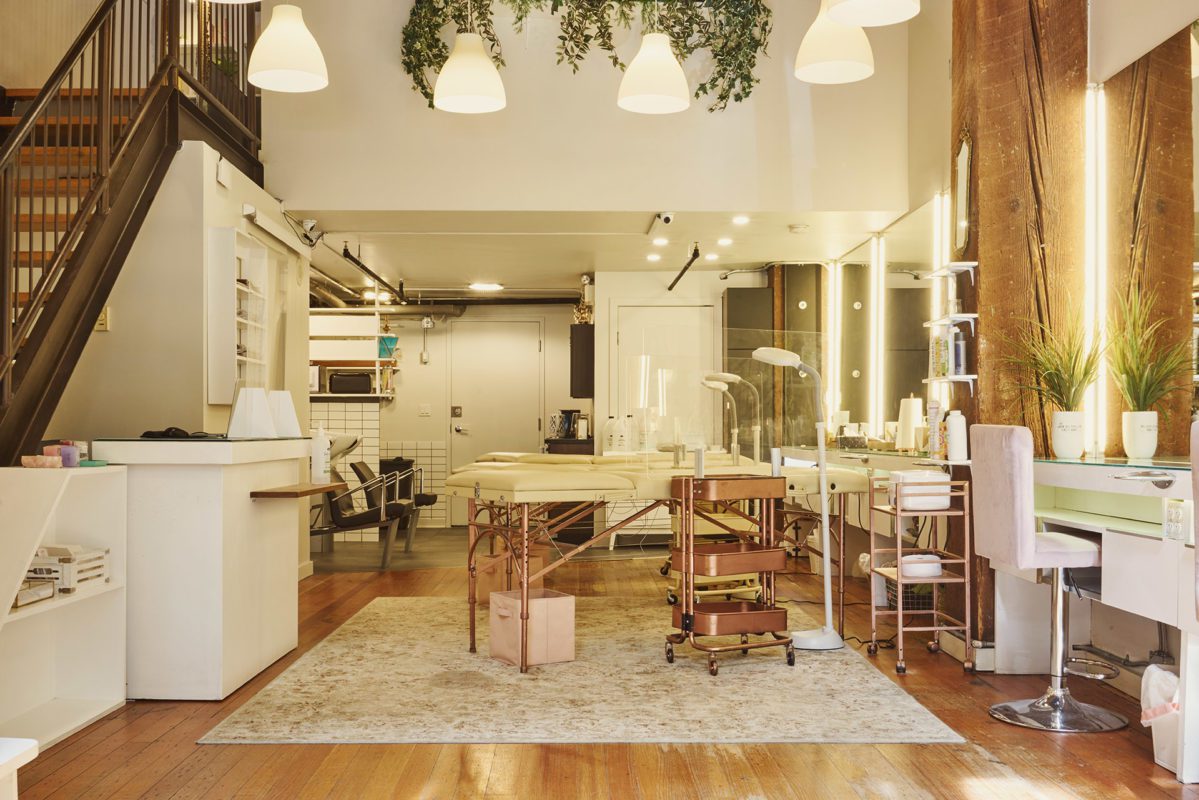 inside primp and proper salon